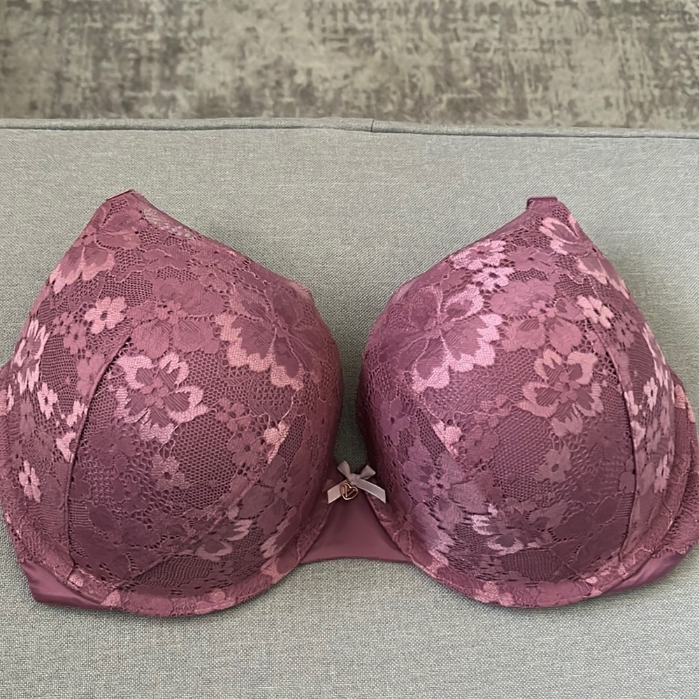 VS Lace Push-Up Perfect Shape Bra / 38D